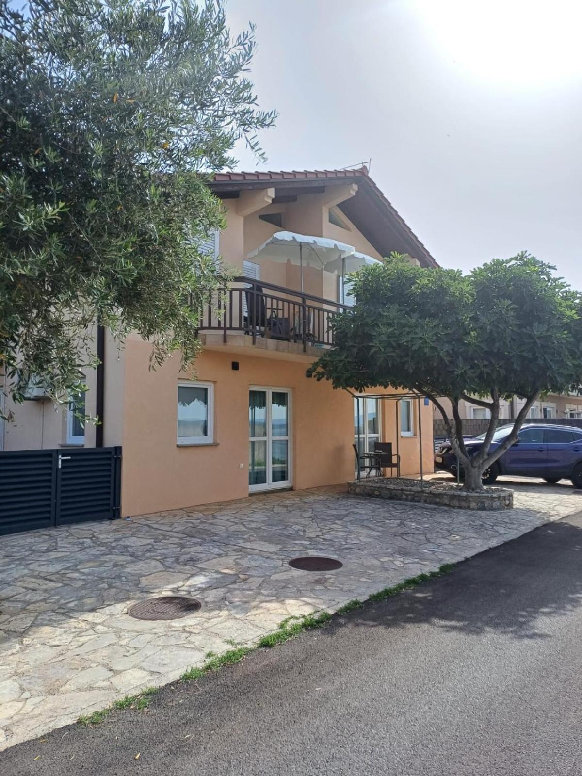 Ambiente Apartamento Jasenice  Exterior foto